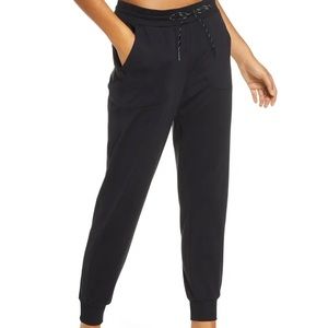 Zella Live In Joggers - Small NWT